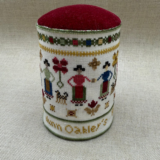 Maximum Cross Stitch - Ann Oakley 1839: A Pin Drum Adapted From An Antique Sampler - Booklet Chart and/or Roxy Floss Pack