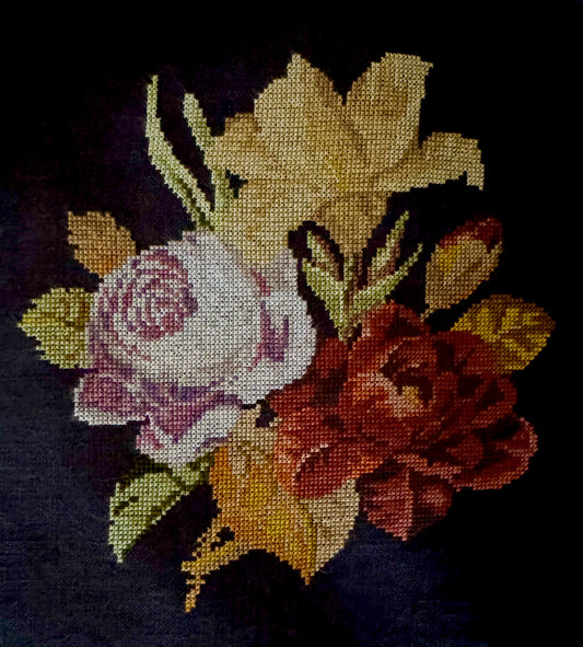 Maximum Cross Stitch - Elizabeth's Bouquet - Booklet Chart and/or Roxy Floss Pack